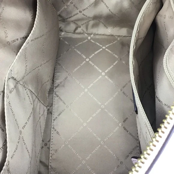 Michael kors pink monogram mk logo barrel satchel - Picture 14 of 16